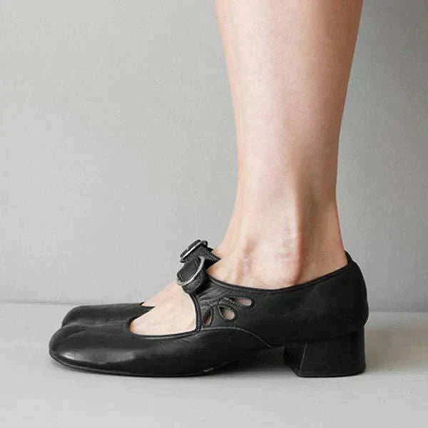Sandali in pelle eleganti per donne